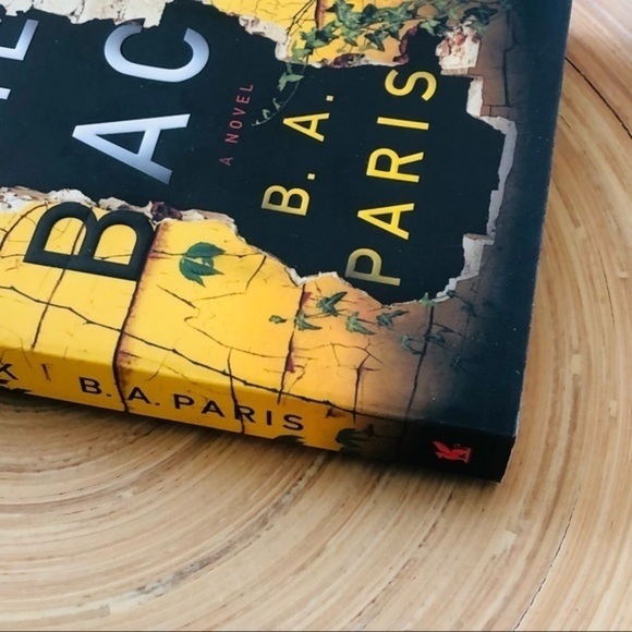 Bring Me Back: A Novel by B.A. Paris | Paperback First Edition | New - Picture 5 of 7